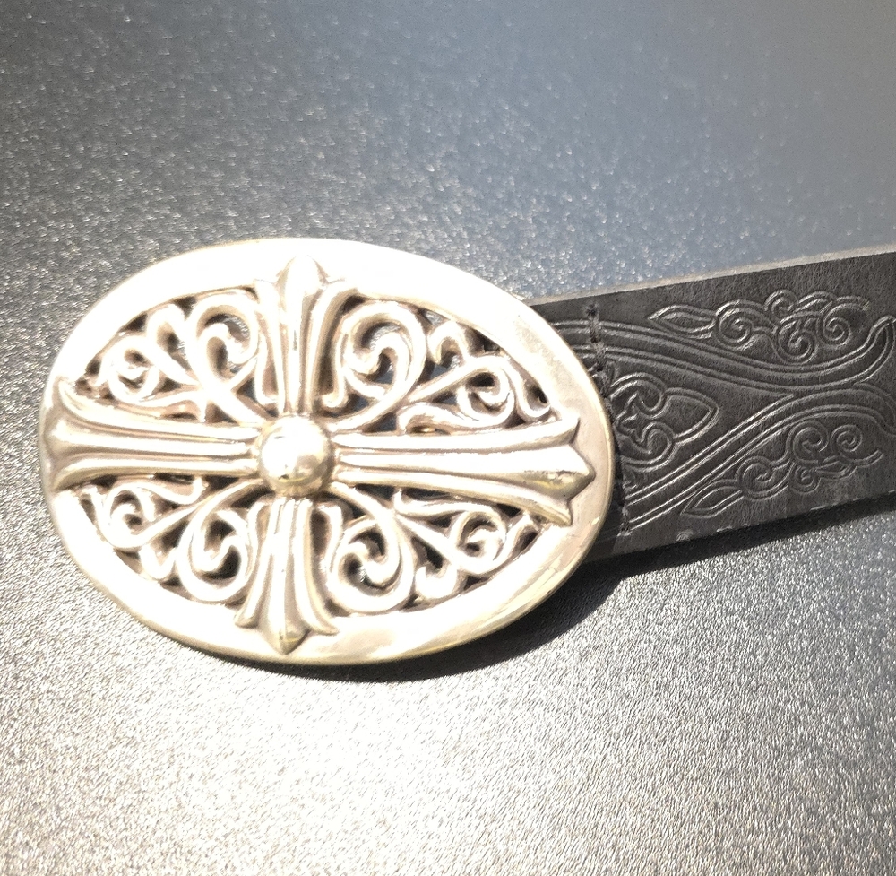 Kohl's Black Belt with Intricate Silver Buckle